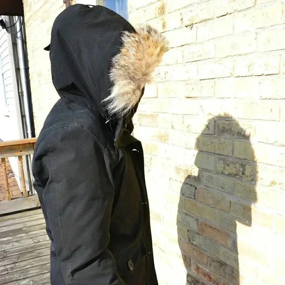 Authentic Canada Goose Jacket - Picture 5 of 16